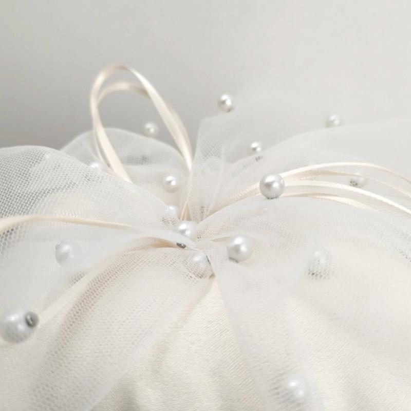 31BB PERLS LEARLS CUSHION WHIT - مراجعة Ring Bearer Pillow وسعره