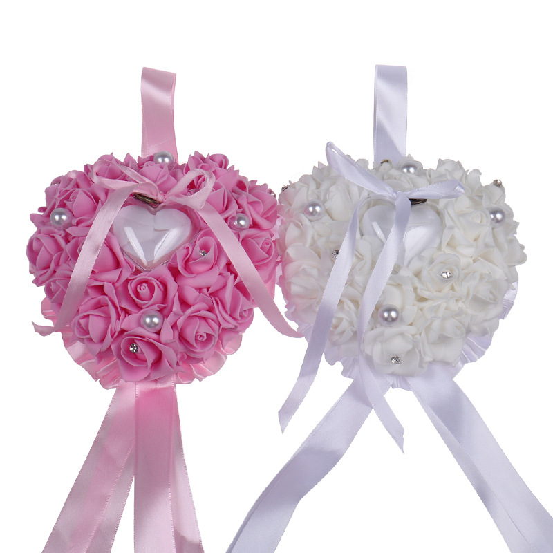 1 قطعة على شكل قلب زهور الورد  - مراجعة Ring Bearer Pillow وسعره