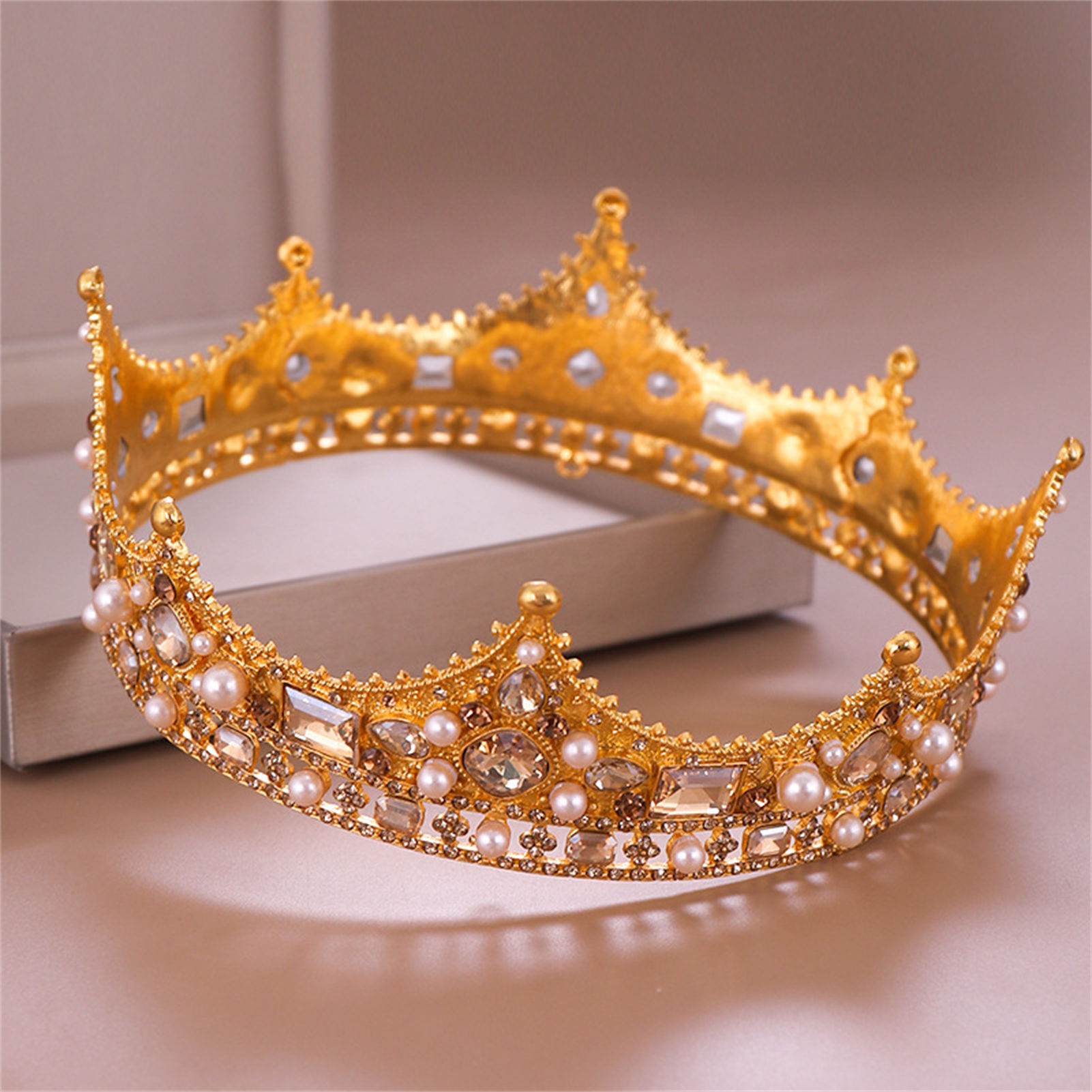 تاج زفاف مرصع بالأحجار الكريمة - مراجعة Wedding Party Supply وسعره